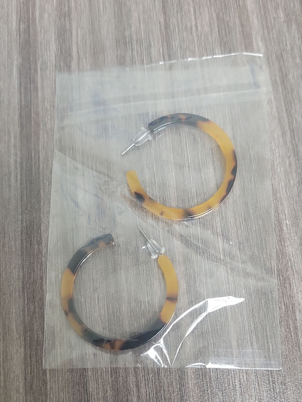 NWT Tortoise shell Hoop Earrings - Amber Brown Fashion Hoops